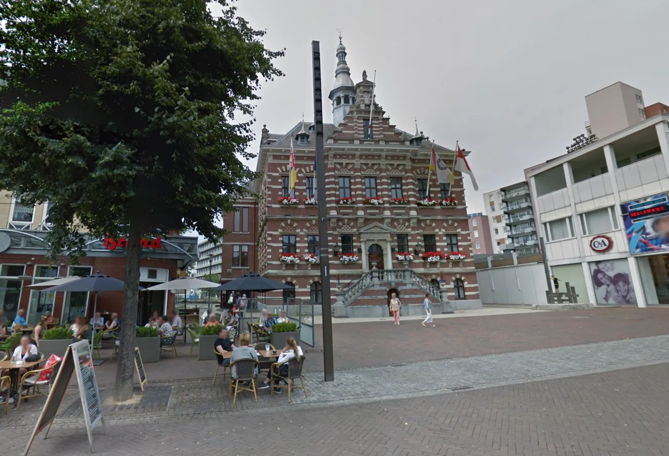 Hof: Ambtenaar Kerkrade mag bewijzen dat hij klokkenluider is