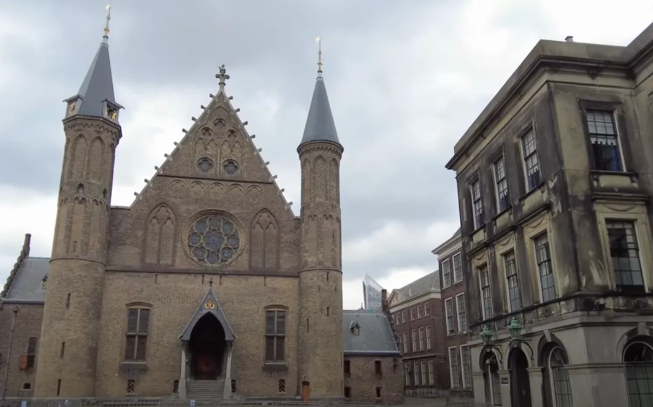 Limburg kan geen lobbyist vinden, huurt Wepublic in