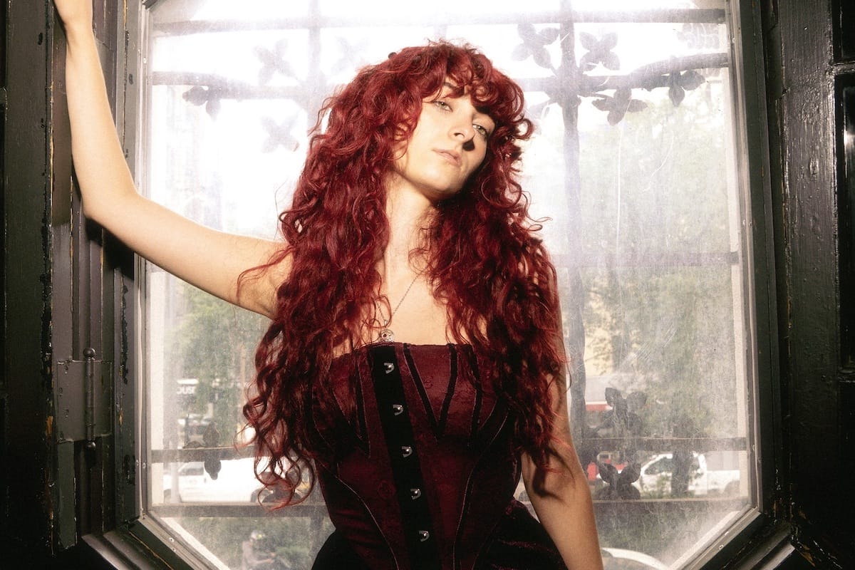 Lora Mouna - The Difference [Video]