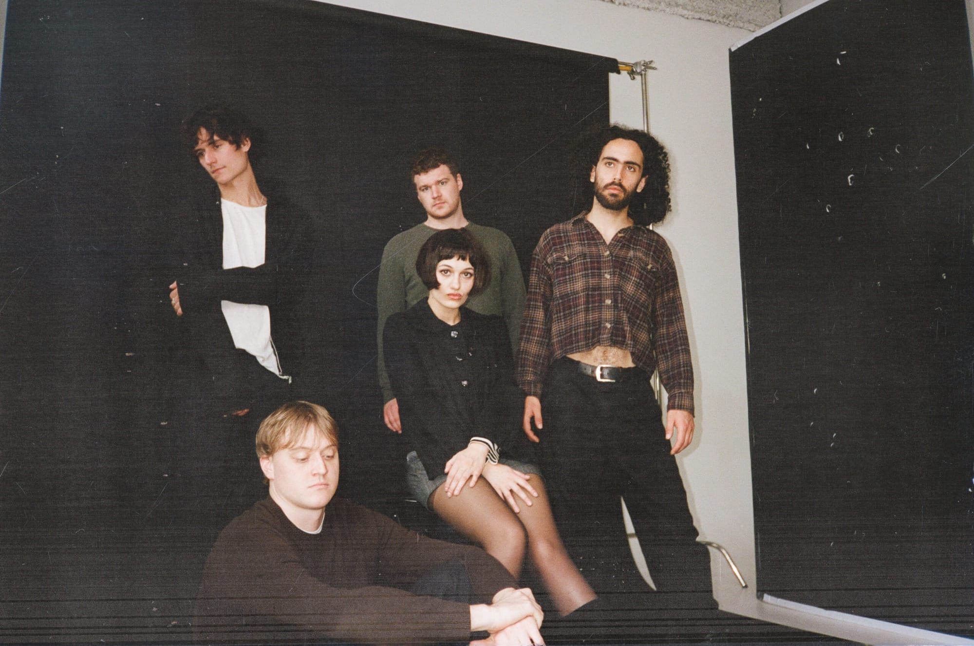 Slow Fiction - turning down flowers [Video]