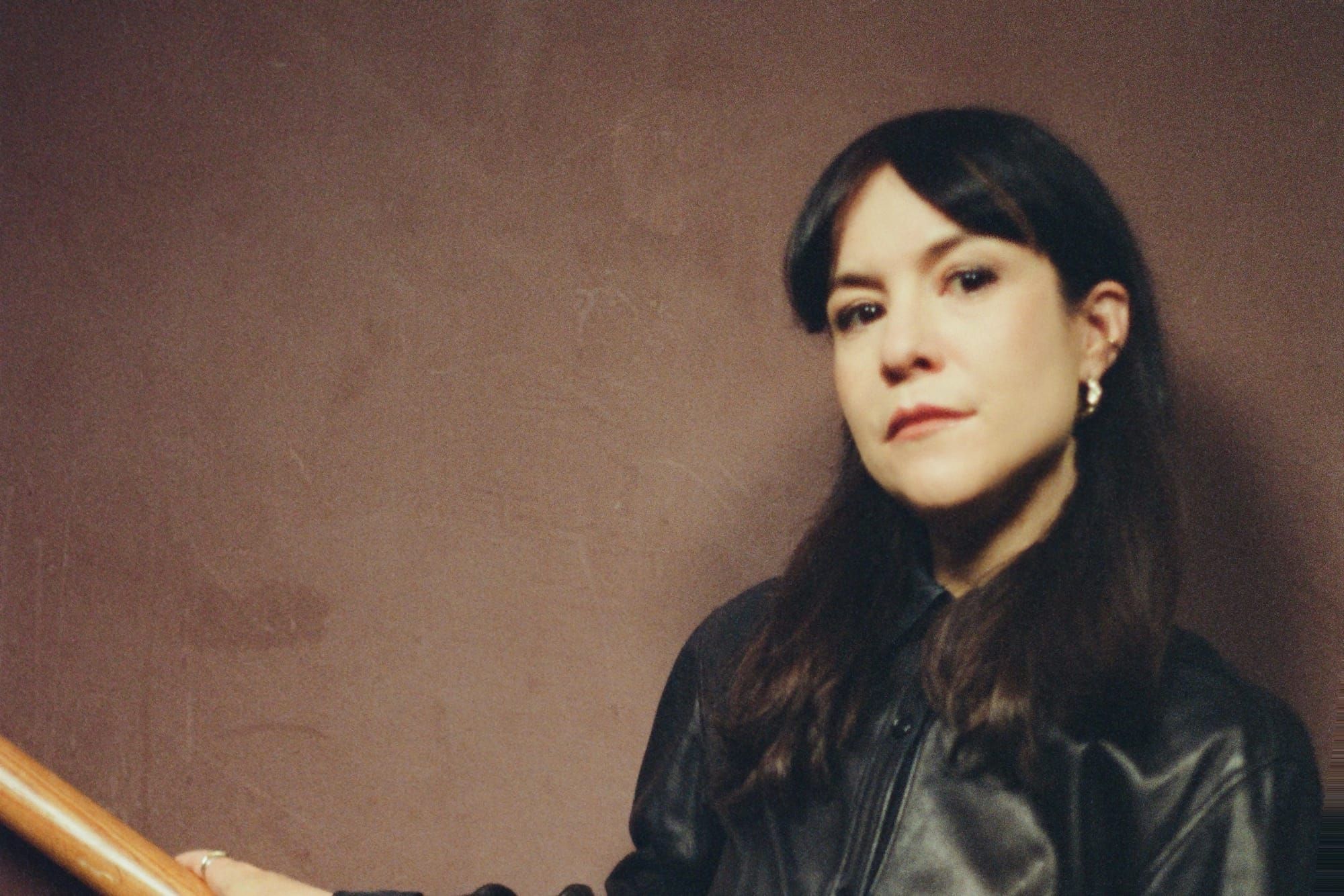 Hannah Schneider - In This Room