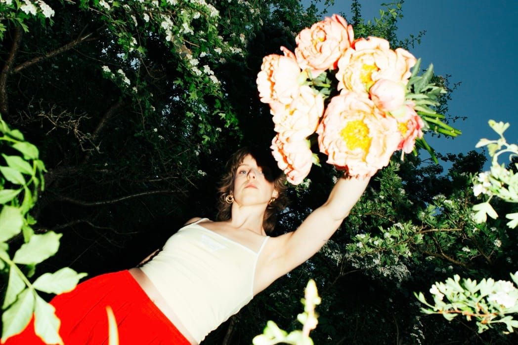 Emma Lindquist - Closer To You