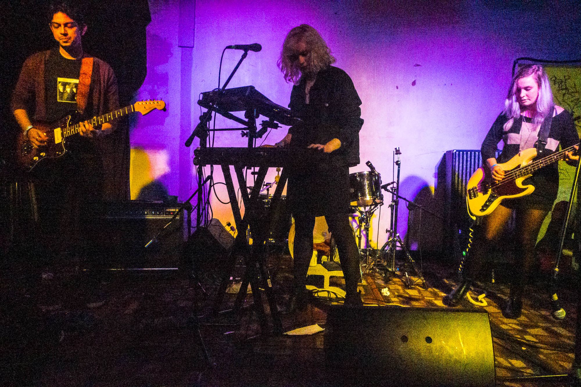 PHOTOS: Lantrns bring their dark electro pop to Palisades