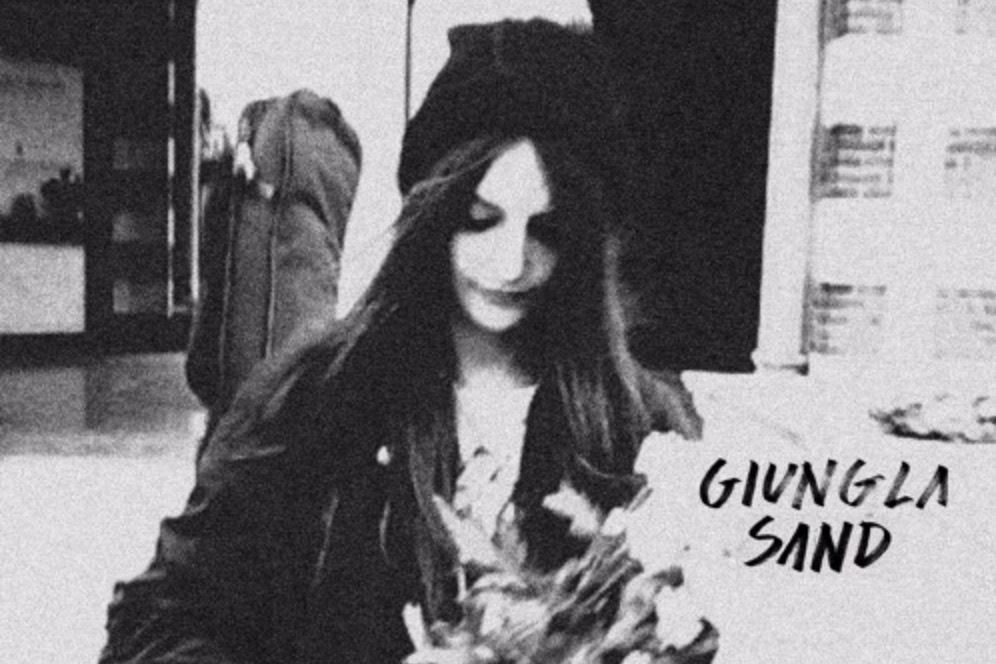 SONG PICK: Giungla - Sand