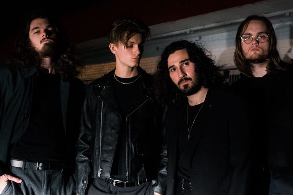 Glass House Point - Garden