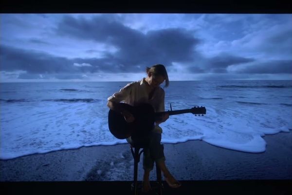 Gemma Hayes - Central Hotel [Video]
