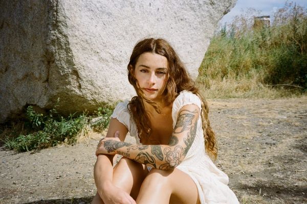 Eleni Drake - Half Alive