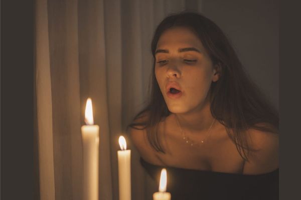 Victoria Staff - Love Should Feel