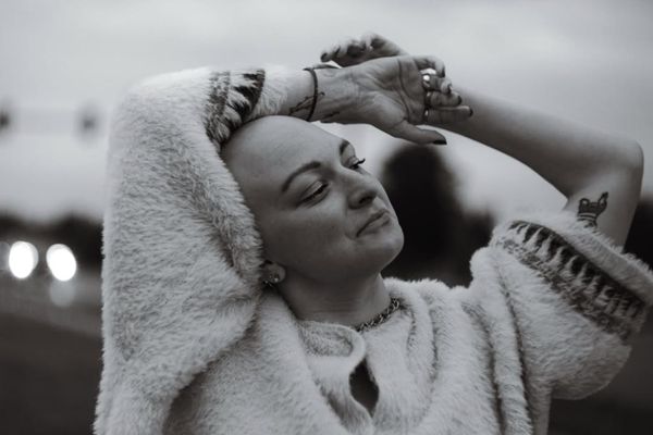 Lily De Taeye - ALL THE WAY DOWN