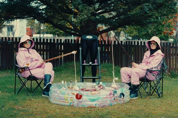 TÁR - Isn't Life a Bitch [Video]