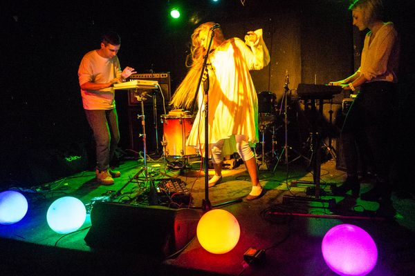 CMJ Roundup Day 5: Dilly Dally // Stealing Sheep // Samantha // Gold Child // Von Sell // Letters From Nepal // OLYA // Avid Dancer
