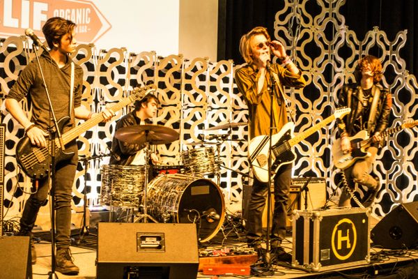 PHOTOS: Hunter Sharpe Brings Flair and Alt-Rock Gems to the Flatstock Stage (SXSW)