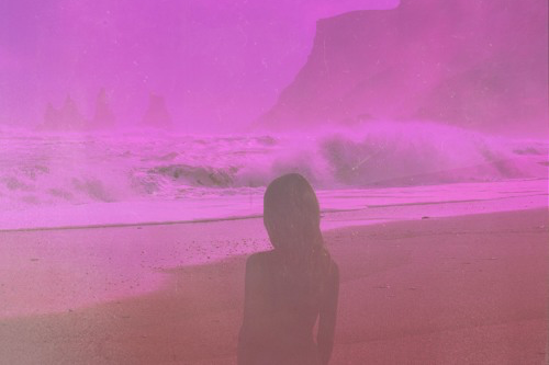 LATE NIGHT: Young Summer - Paused Parade
