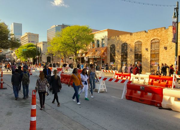 SXSW Roundup Day 1: Pvris, Idgy Dean, Ellie Herring, Gurr