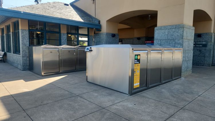 New Bike e-Lockers at Caltrain