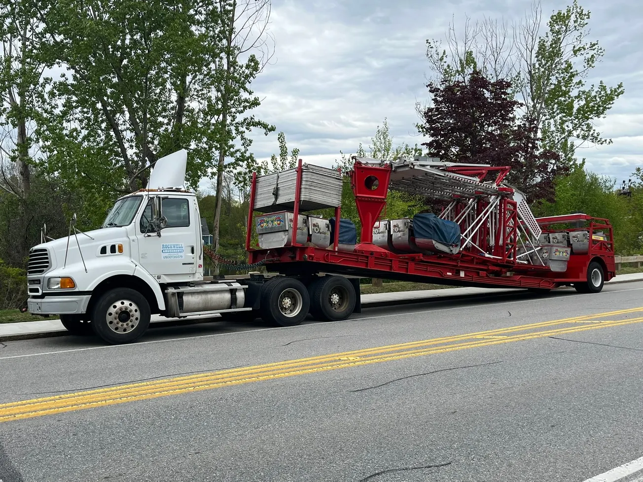 En Ka Fair rolls into town, first trucks arrive on Skillings Road