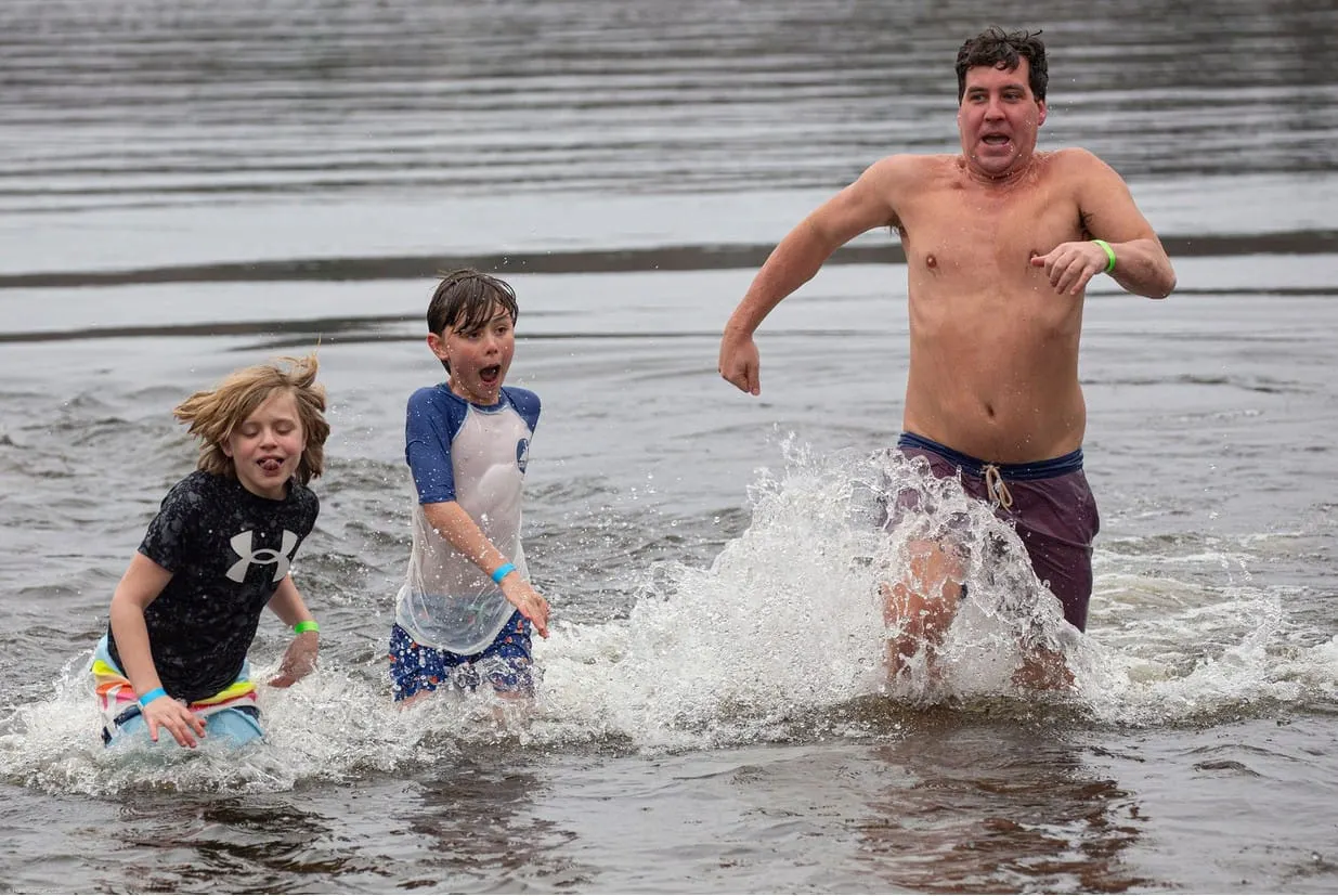 Swim Winchester event raises awareness for pool project