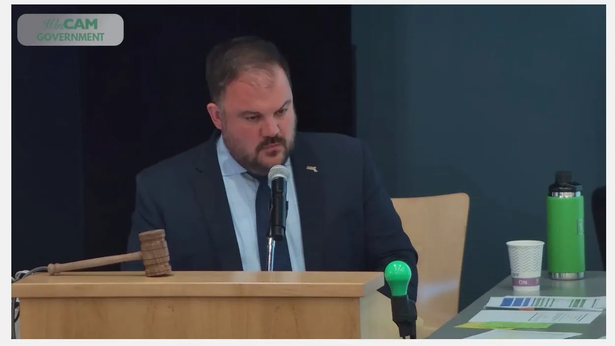 Winchester’s new moderator Philip Frattaroli calls first Town Meeting ‘a lot of fun’