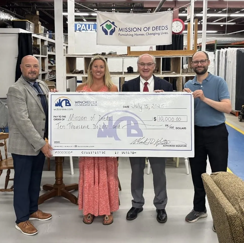 Winchester Co-operative Bank donates $10,000 to Mission of Deeds
