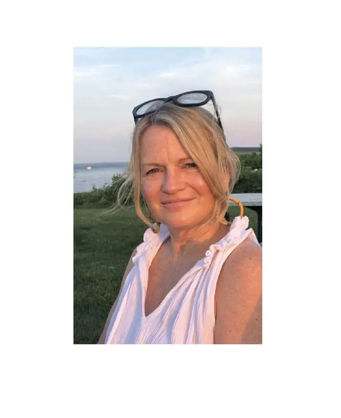 Winchester resident Karen Lynch advocates for 911 privacy bill