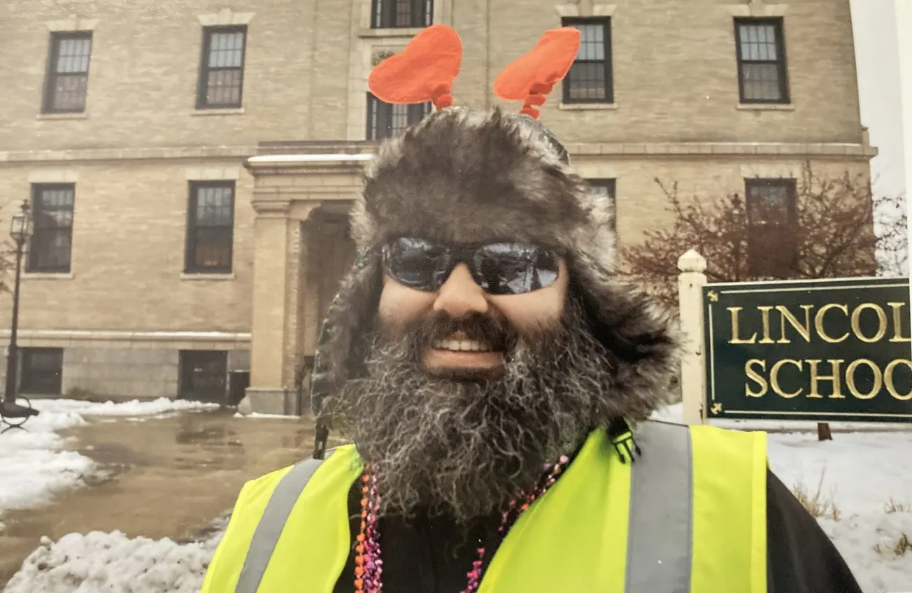 Family of Winchester crossing guard Mike Aliano to hold celebration of life Sept. 28