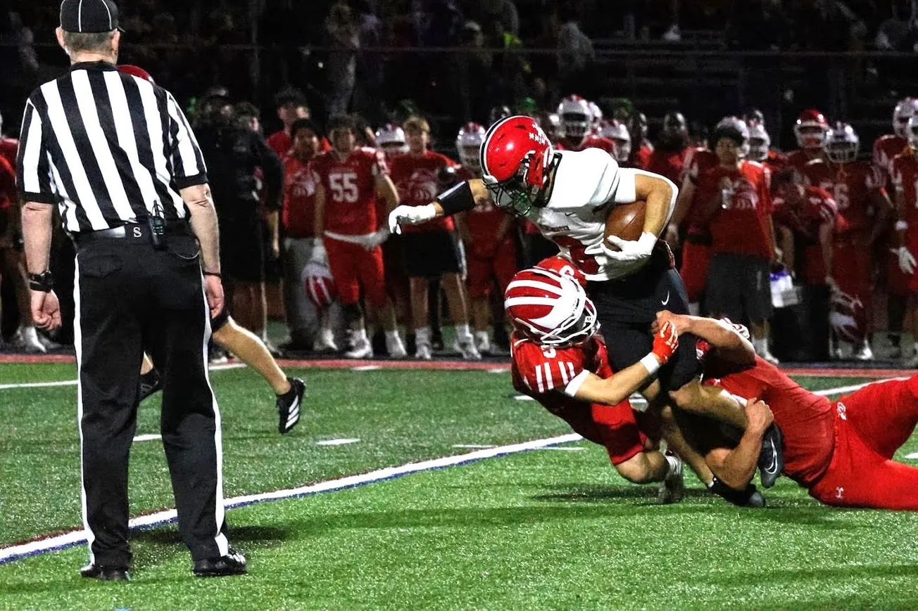 Winchester football dominates Waltham, Masco to begin the season with three straight wins