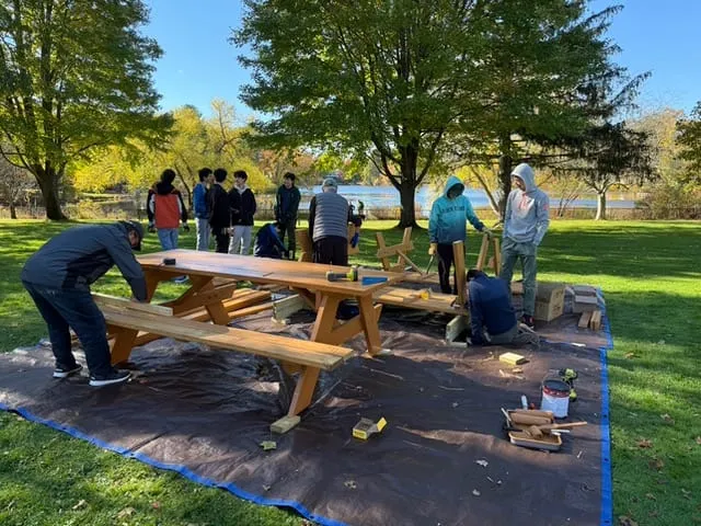 Winchester Scout Troop #507 builds picnic table at Elliot Park