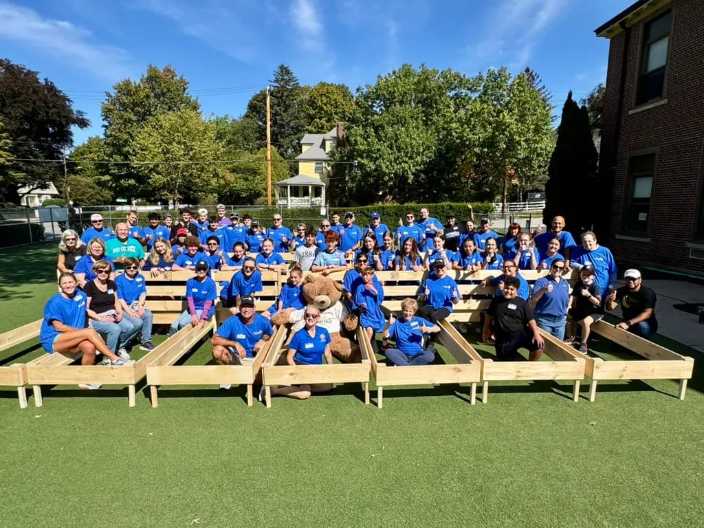 Winchester Rotary Club, local organizations build beds for children