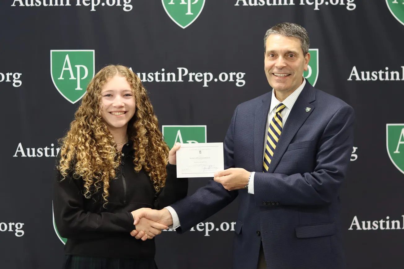 Winchester teen Cecilia Goldsmith recognized as National Merit Commended student