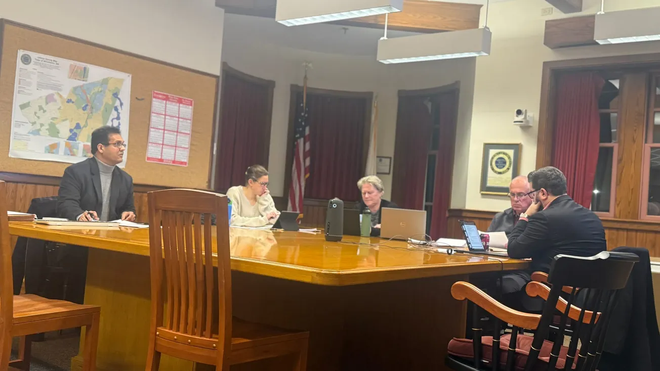 Finalist exits Winchester town manager search as residents question process