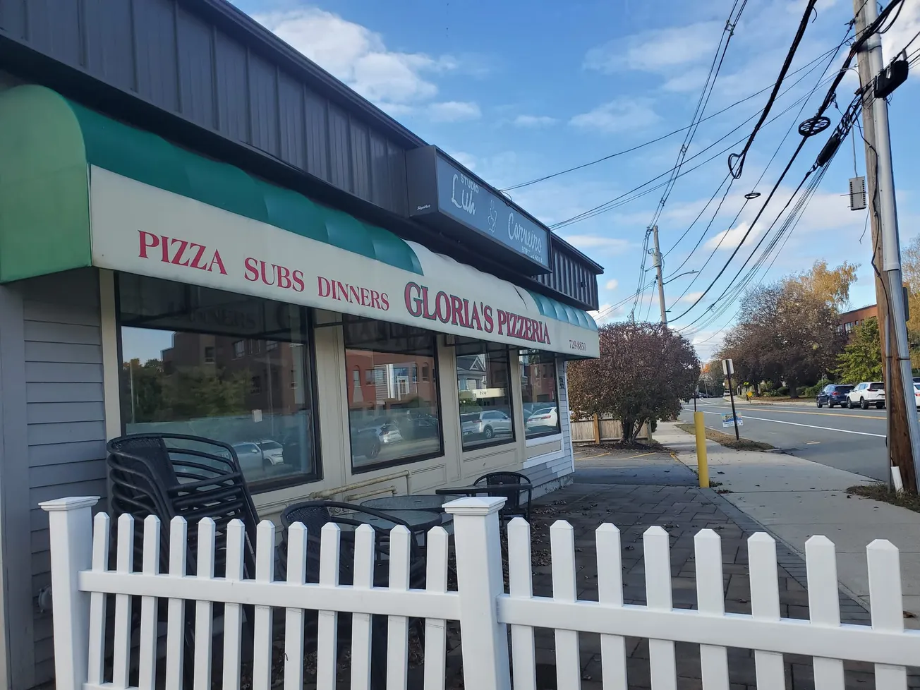 Gloria’s re-opens, but Winchester restaurant also seems to be up for sale