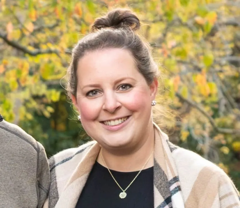 Leigh Schopp - Precinct 4