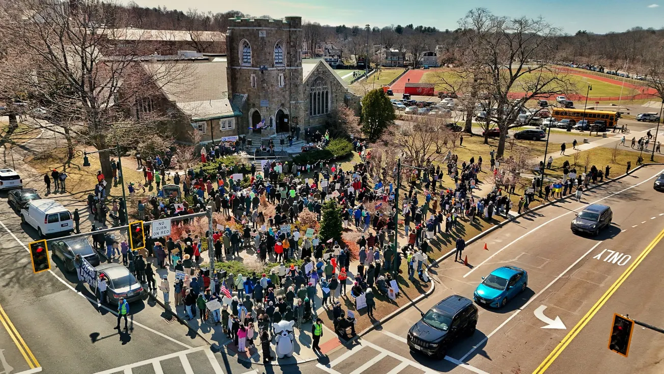 Winchester, residents from other communities gather for third No Kings rally