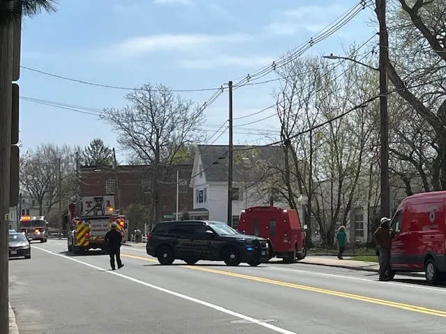 DEVELOPING: Winchester firefighters respond to incident at former Meineke property on Main Street