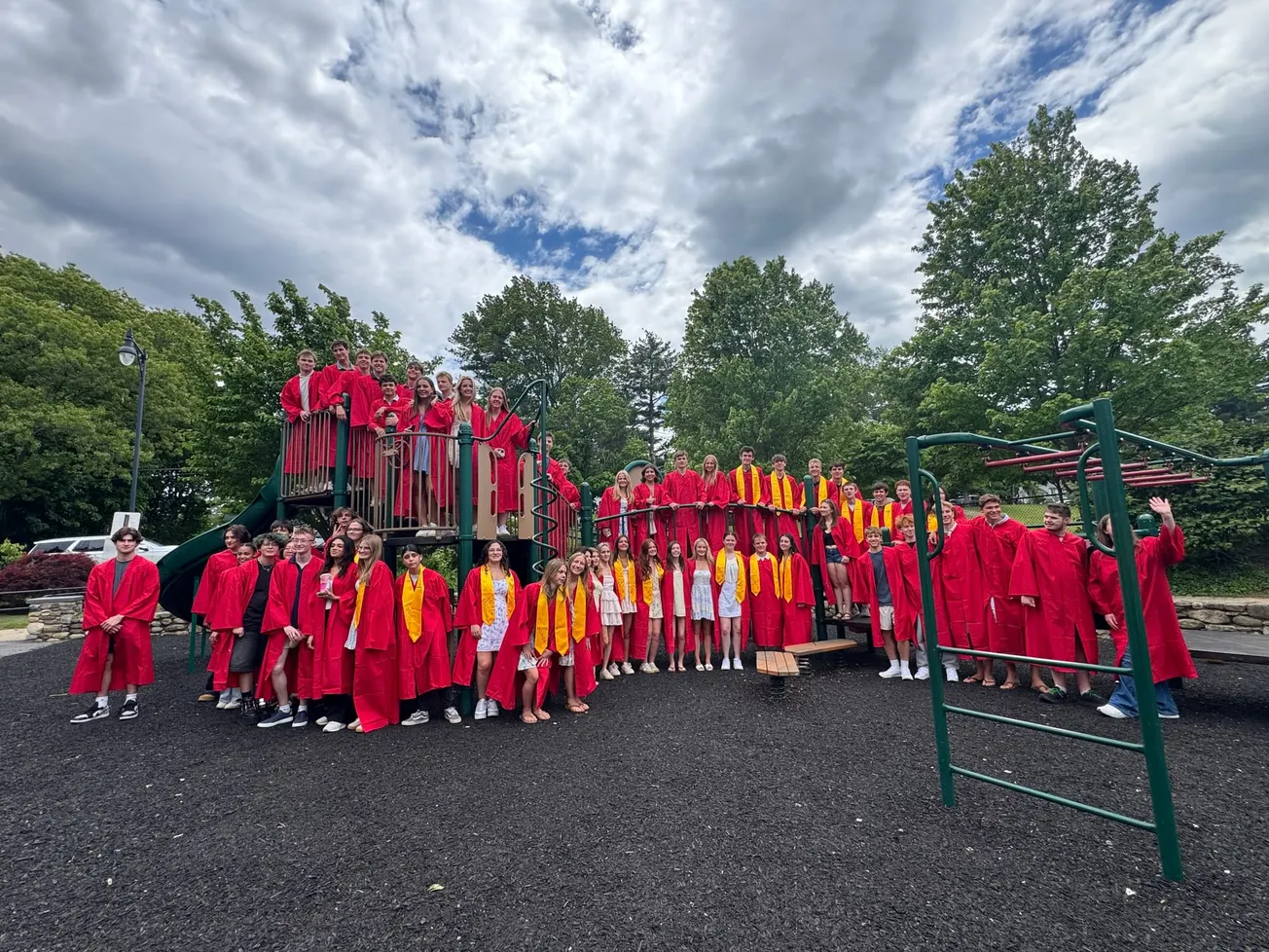 Winchester High School seniors go back to where it all began during Senior Walk