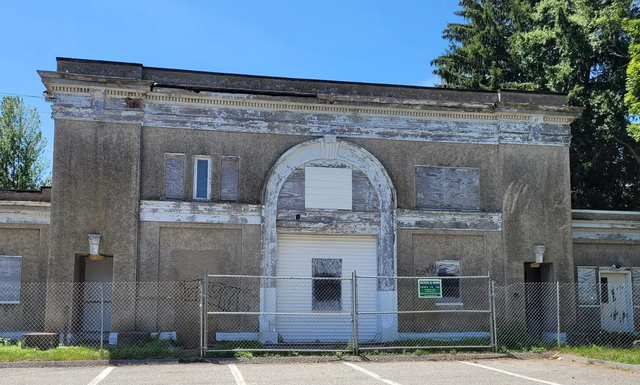 Winchester School Committee declines to support Save Our Carriage House – for now