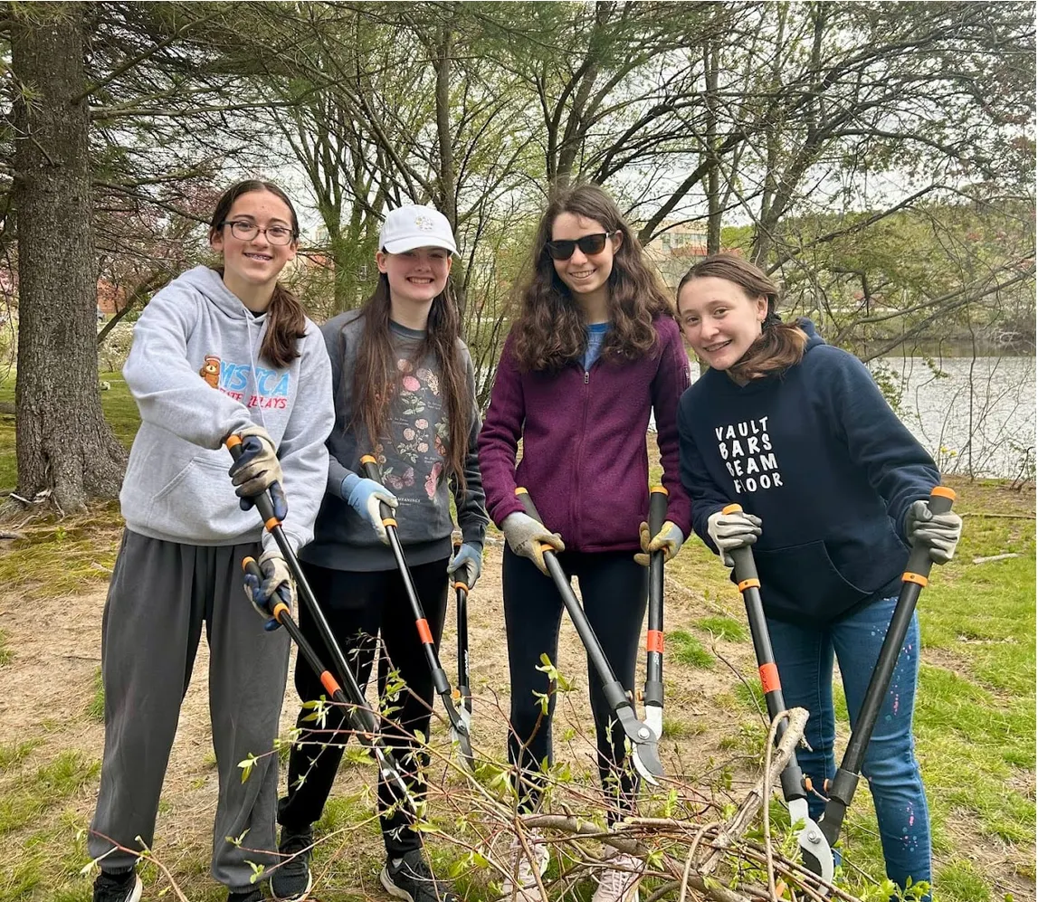 Winchester Conservation Commission to hold annual invasives cleanup event on Oct. 24