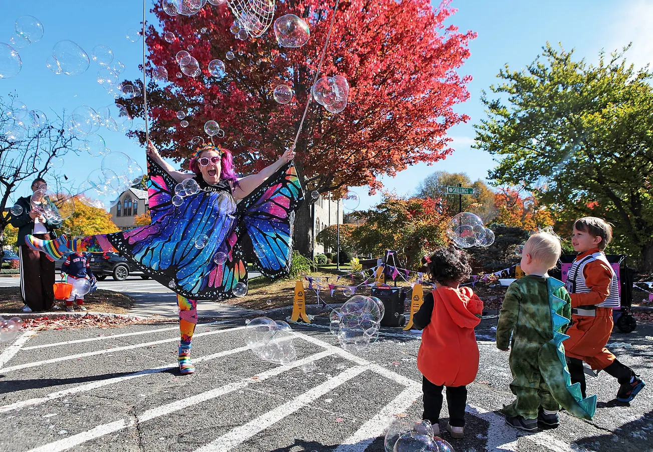Winchester residents flock to Halloween bash downtown