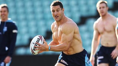 #JustinGrinnell Of #TheAthleticBuild And Owner Of #StateOfFitness And #GrinnellTraining: A Complete Guide To Build Muscle Fast