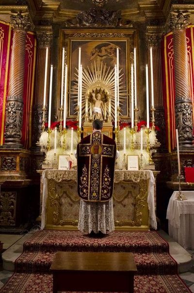 May The Lord Jesus Christ Bless The Faithful In All Thoughts and Actions Today... From Creighton's