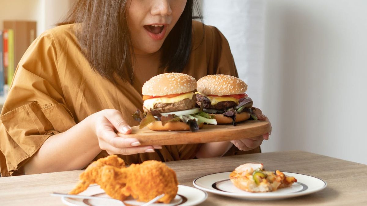 Compulsão alimentar: qual profissional procurar?