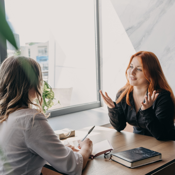 Conheça o papel vital do psicólogo no equilíbrio emocional das pessoas e faça sua consulta sem sair de casa