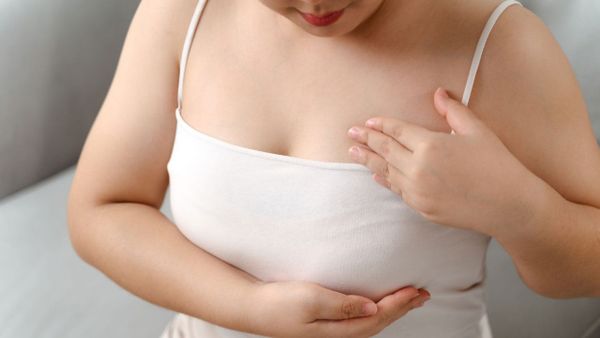 Câncer de mama tem sintomas no início? Entenda os sinais