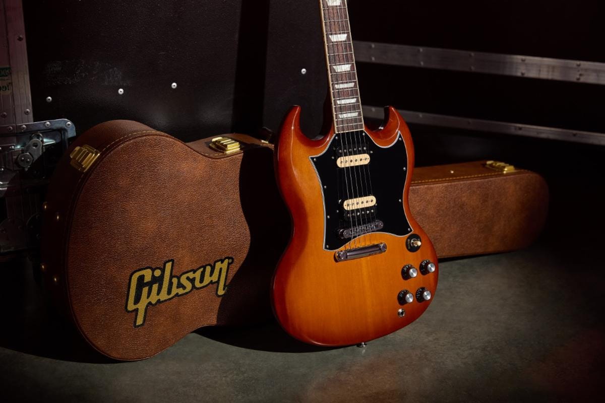 BONUS TRACKS: No Depression Reporting Fellowships, Brandi Carlile Scholarship, RIP Don Schlitz, and More Roots Music News