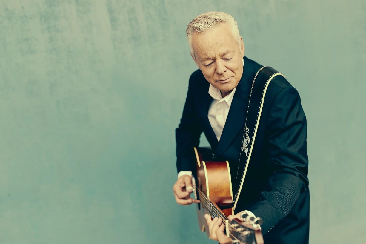 ALBUM REVIEW: Tommy Emmanuel and Friends Take Flight on