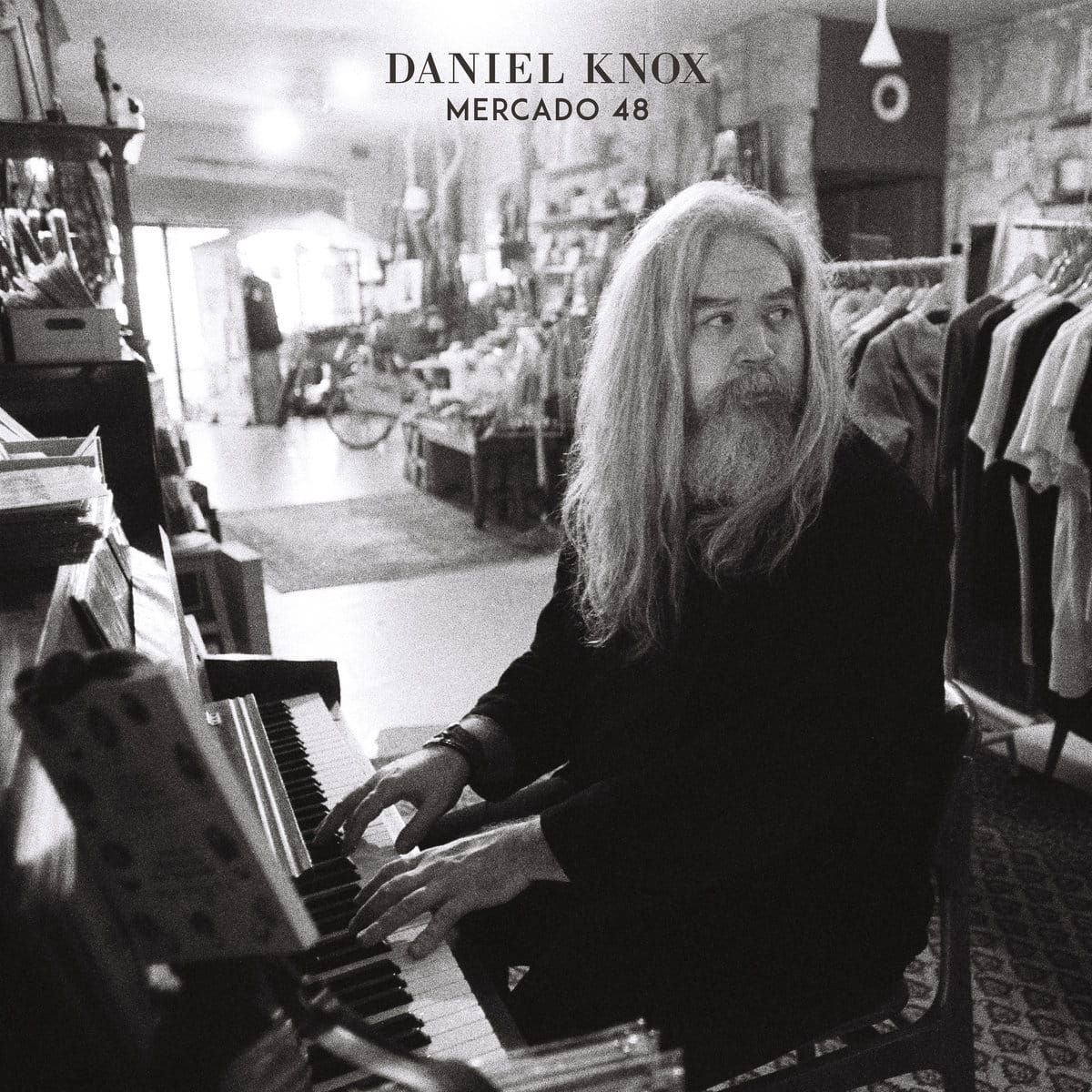 ALBUM REVIEW: With ‘Mercado 48,’ Daniel Knox Offers a Stripped-Down but Compelling Set of Stories