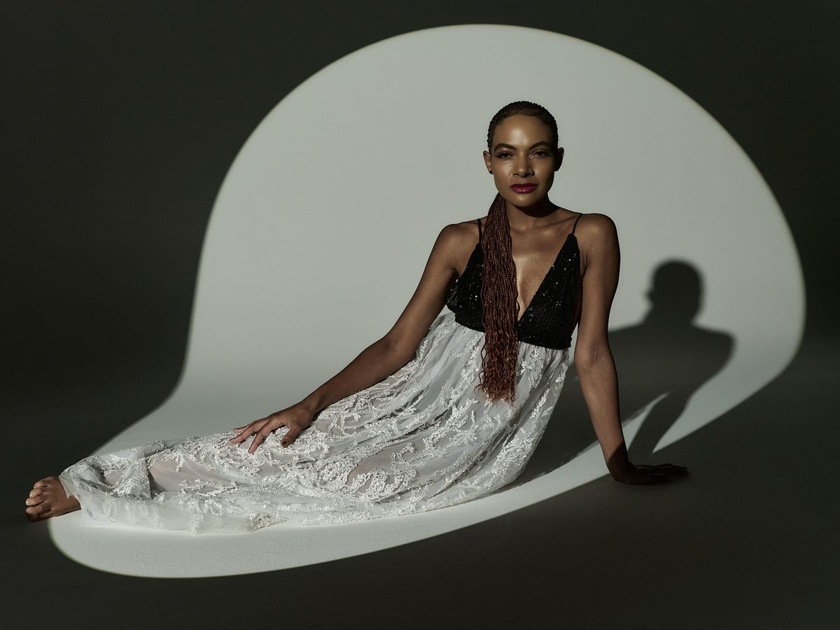 BONUS TRACK: New Allison Russell LP, The Mavericks Tribute Tour, and More Roots Music News