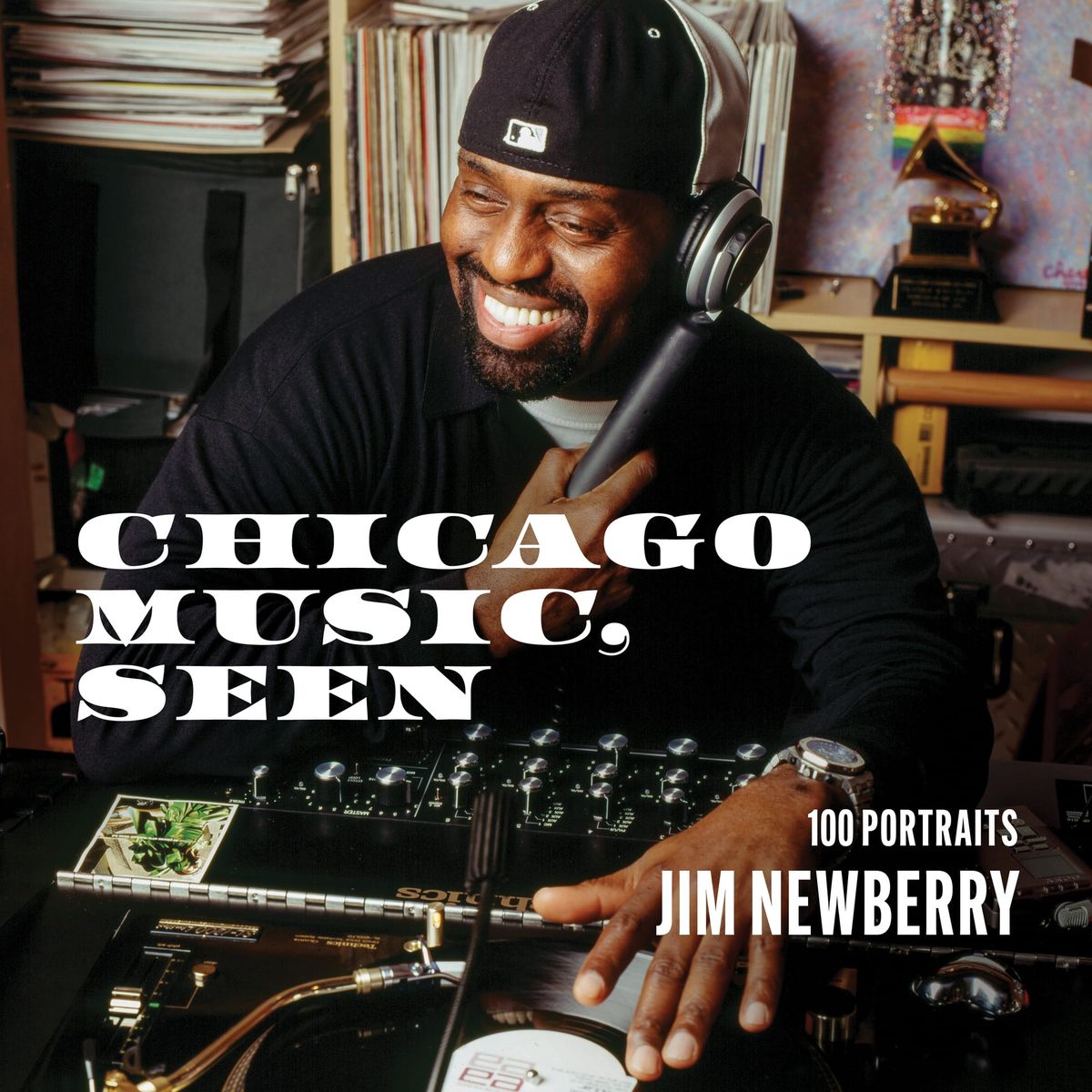 THE READING ROOM: Jim Newberry’s ‘Chicago Music, Seen: 100 Portraits’
