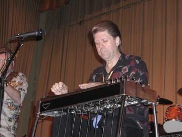 Jay Dee Maness: 'The Desert Rose Band Is the Best Band that I Was Ever a Part Of'