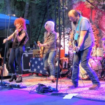 Steve Earle: The Hard-Core Troubadour Carries Wounds in his Outlaw Heart